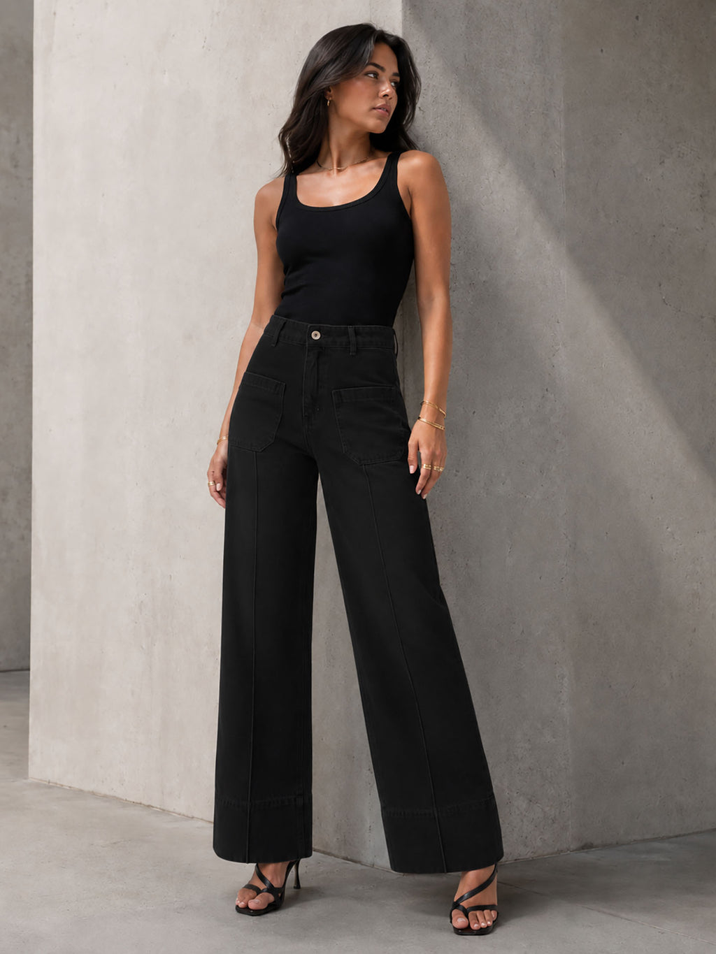 Black High-Waisted Pocket Wide Leg Jeans
