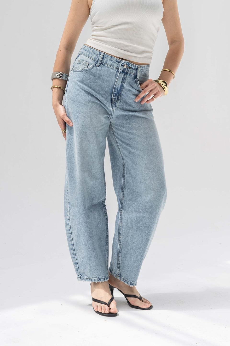 Light Blue Balloon-Fit High-Waisted Jeans