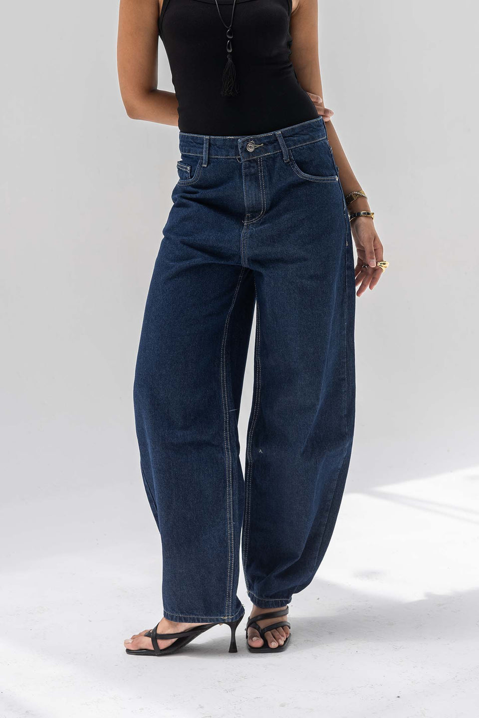 Navy Balloon-Fit High-Waisted Jeans