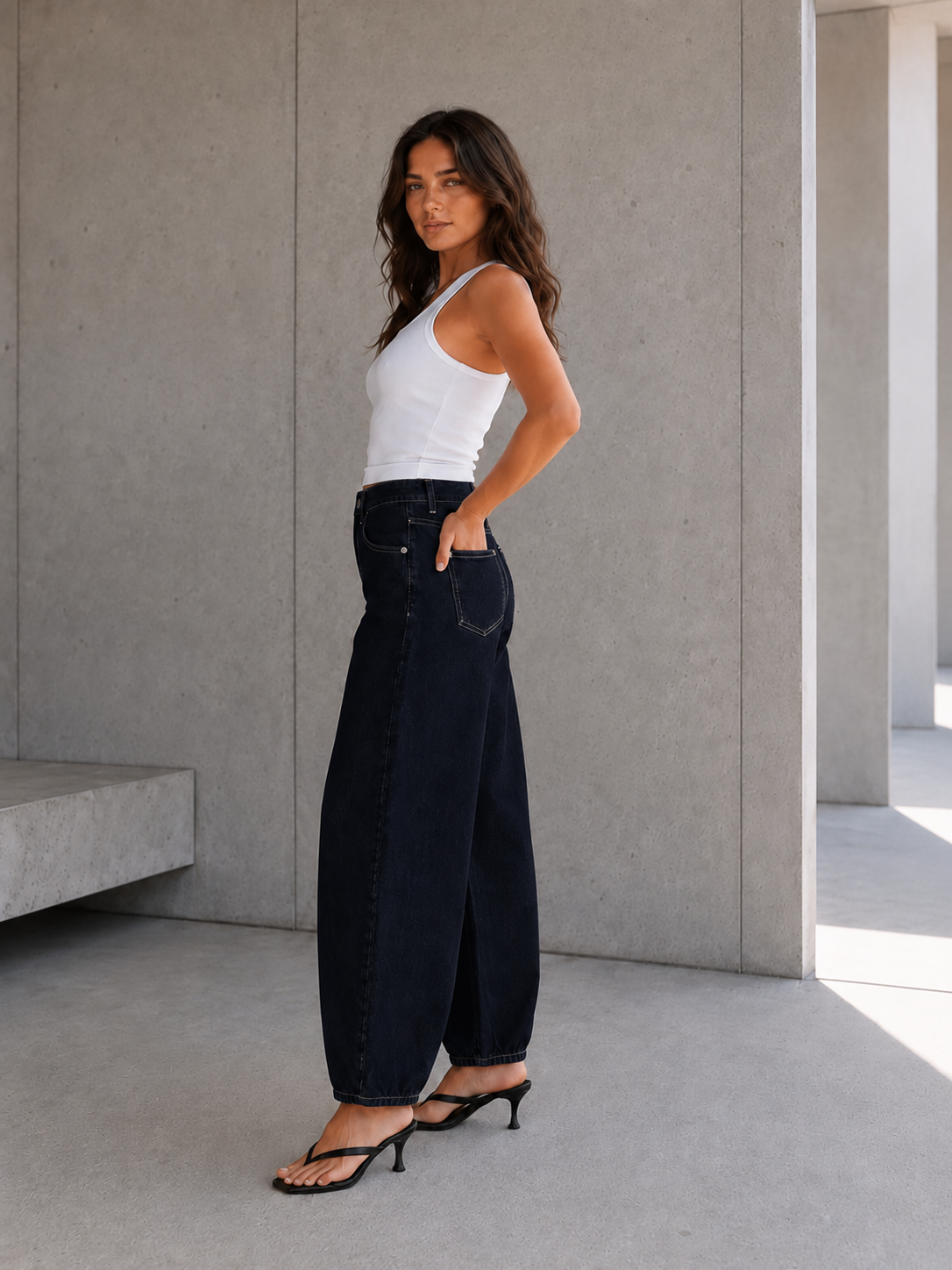 Navy Balloon-Fit High-Waisted Jeans