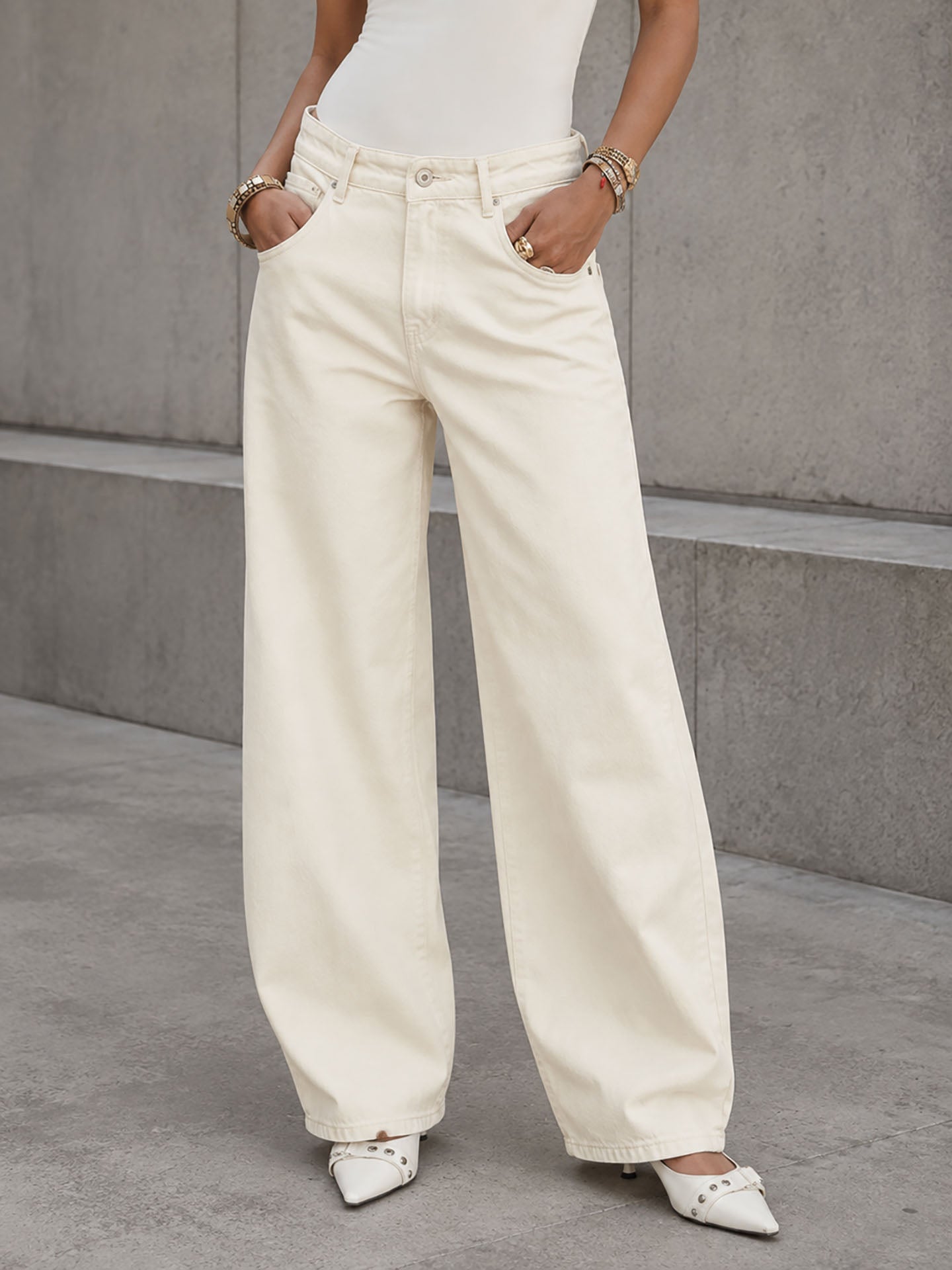 Off White Relaxed Balloon Leg Jeans