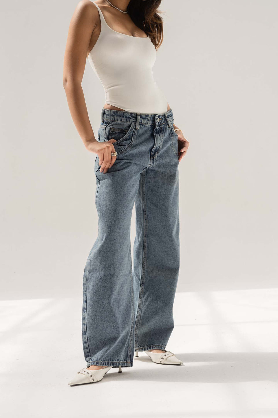 Blue Balloon-Leg Jeans with Seam Detail Pockets