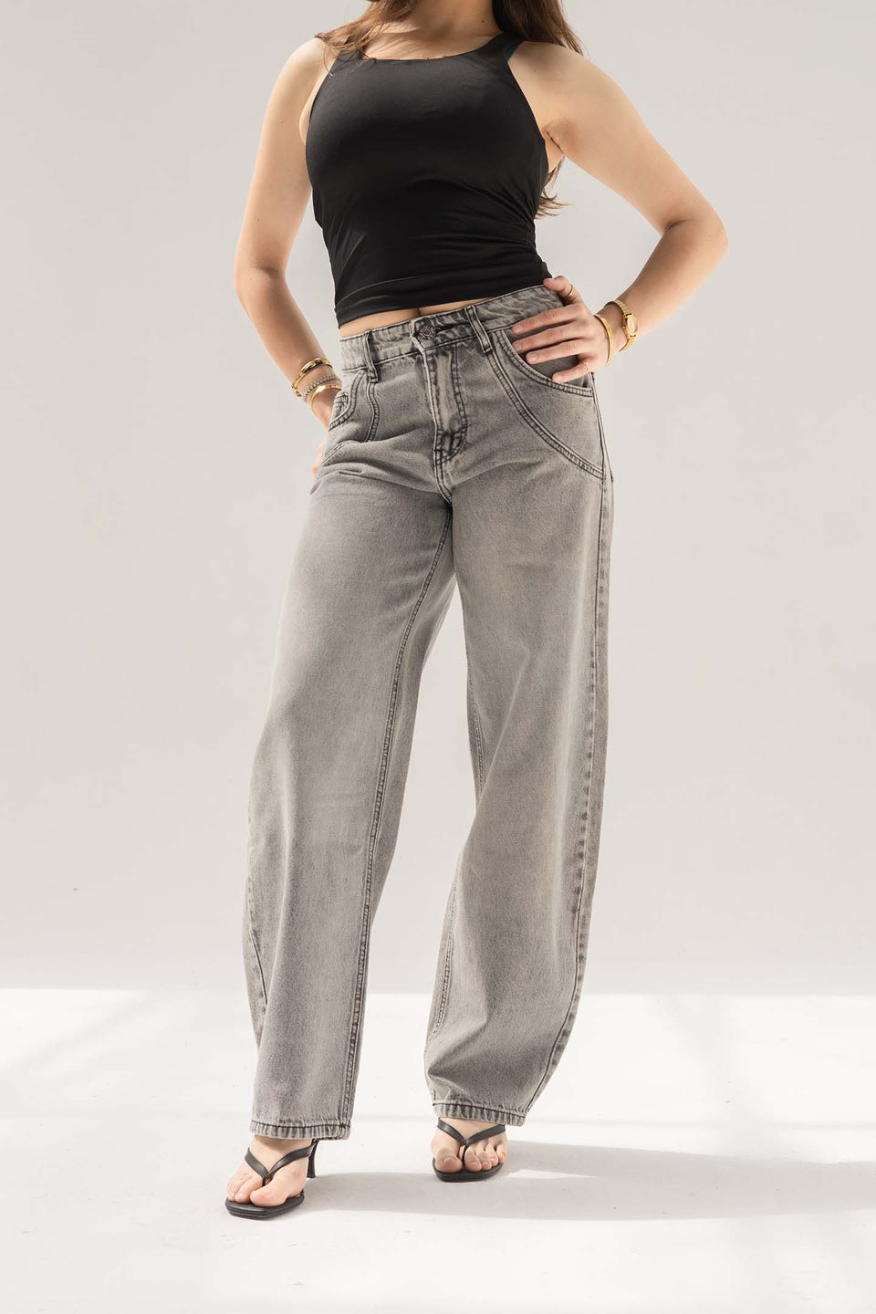 Grey Balloon-Leg Jeans with Seam Detail Pockets