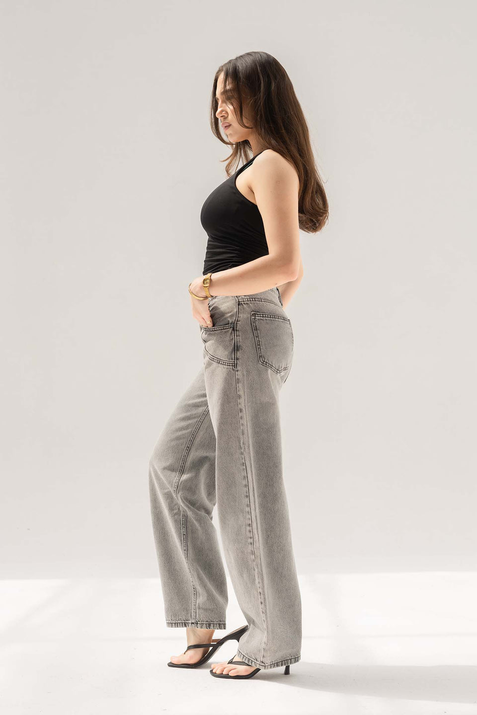 Grey Balloon-Leg Jeans with Seam Detail Pockets