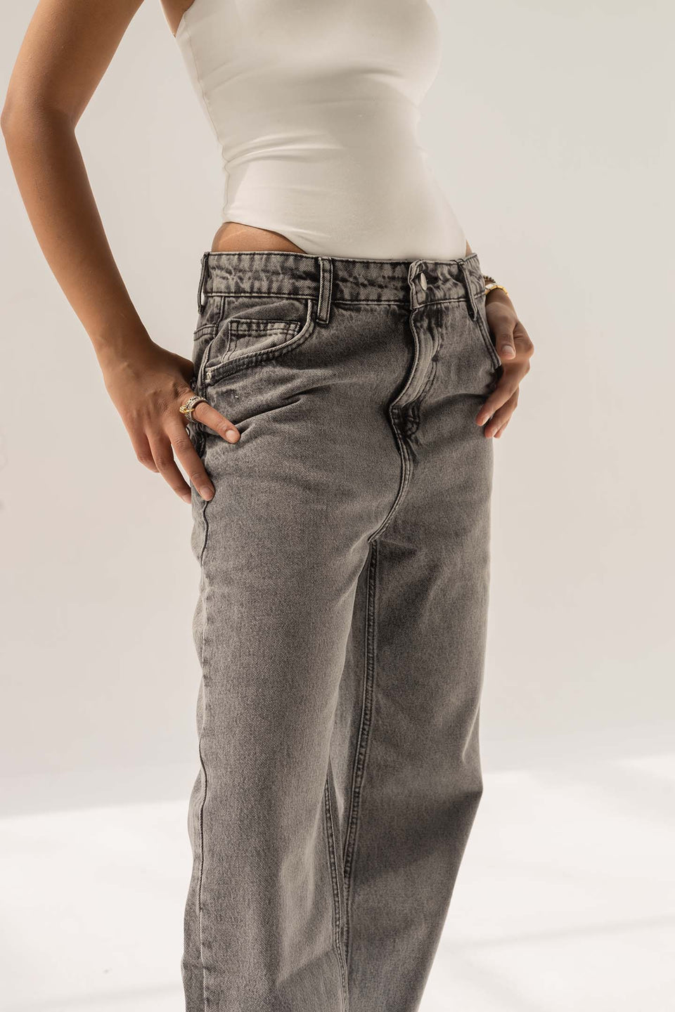 Grey Mid-Rise Relaxed Straight Jeans