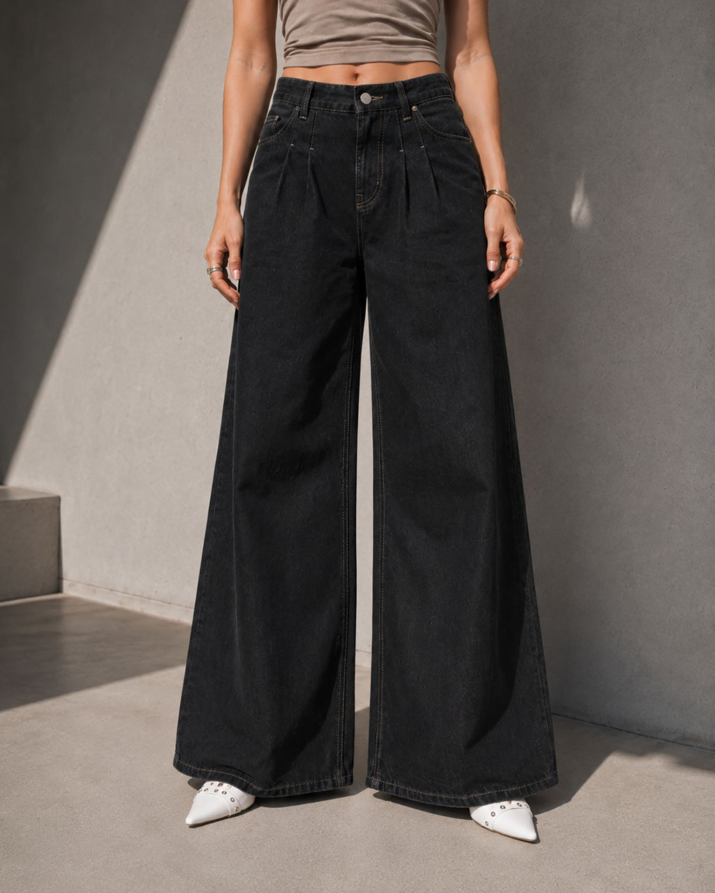 Black Pleated Wide Leg Jeans