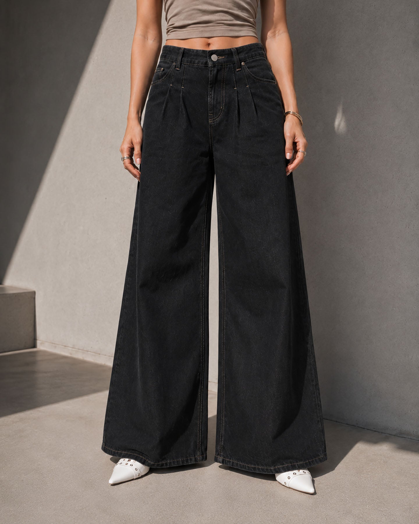 Black Pleated Wide Leg Jeans