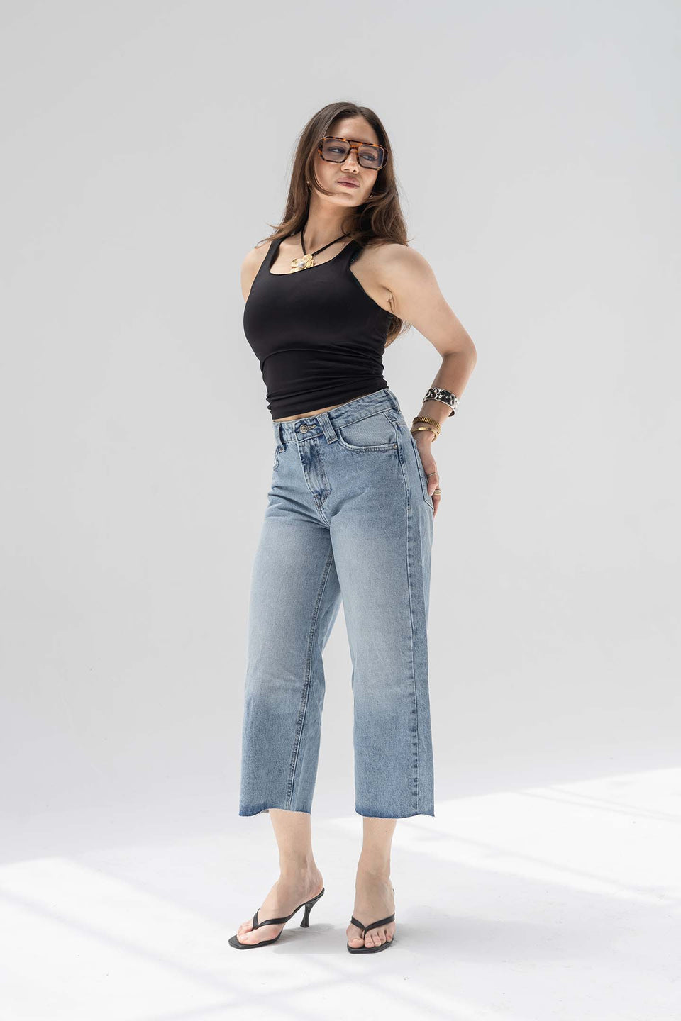 Light Blue Cropped Wide-Leg Jeans with Frayed Hem