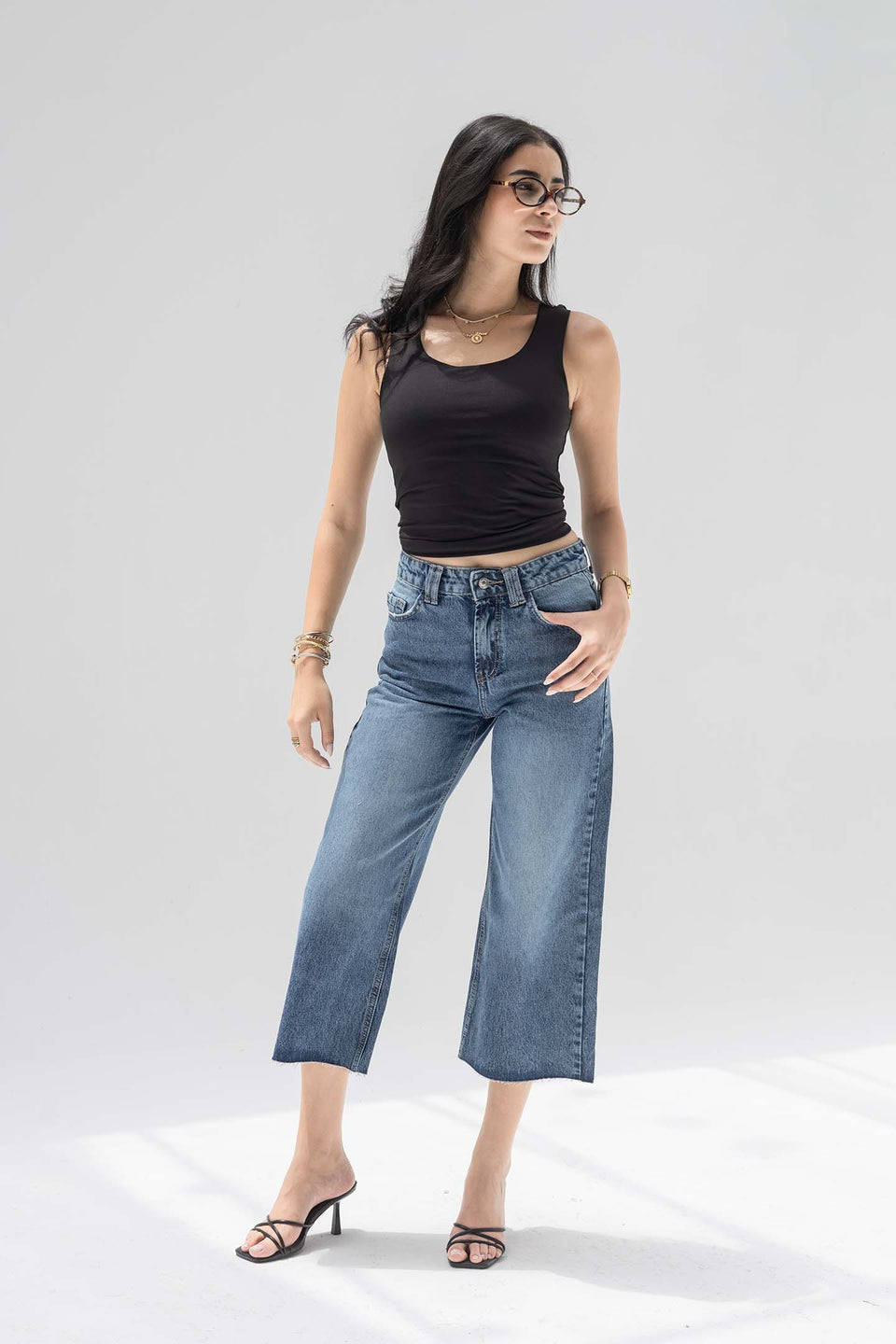 Stone Blue Cropped Wide-Leg Jeans with Frayed Hem